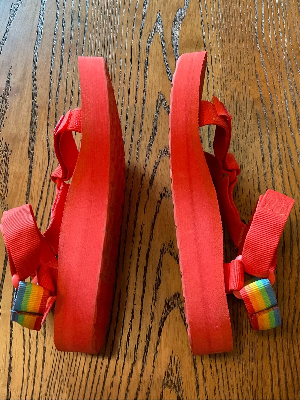 Teva X Polaroid Bright Orange / Rainbow Sport Sandals. Size 7 - Picture 7 of 10